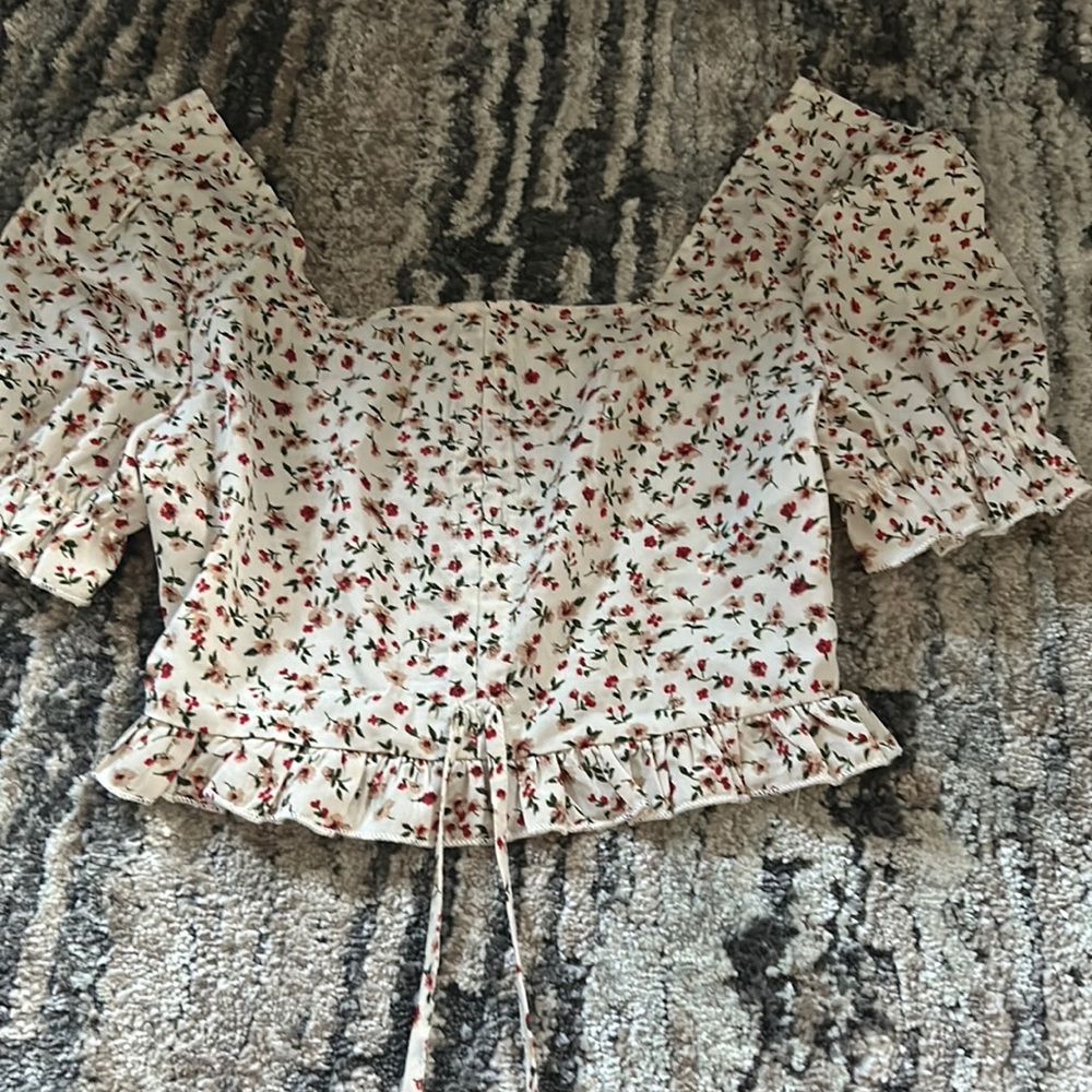 Crop top